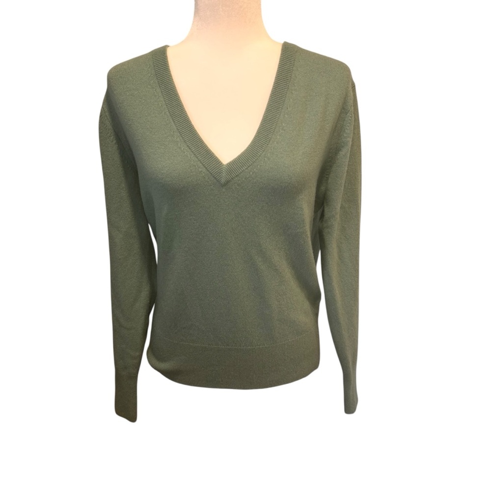 Vince sweater cashmere wool women’s size XS green v neck pullover soft luxury - Picture 4 of 16